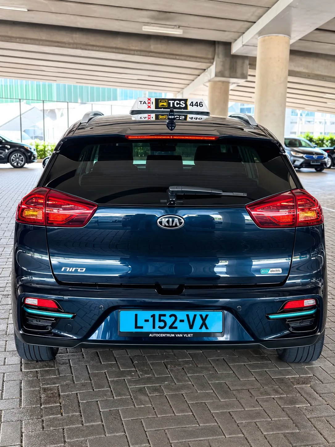 Zwan Taxi zakelijke sedan Amsterdam